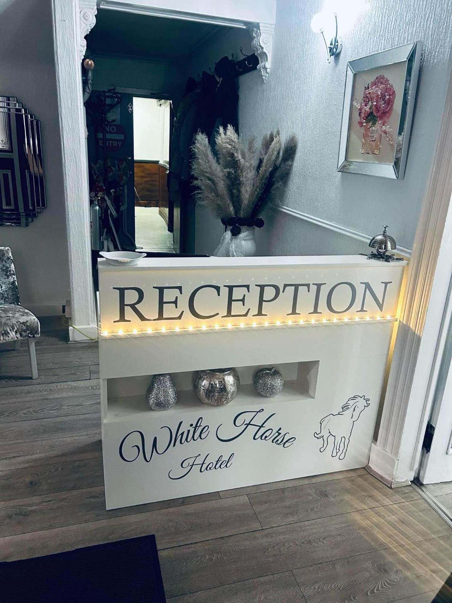 White Horse * Strichen
